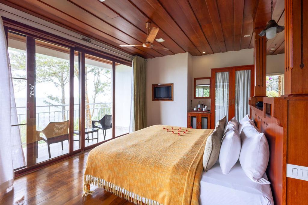 Spicetree Munnar Hotel Chinnakanal Exterior photo