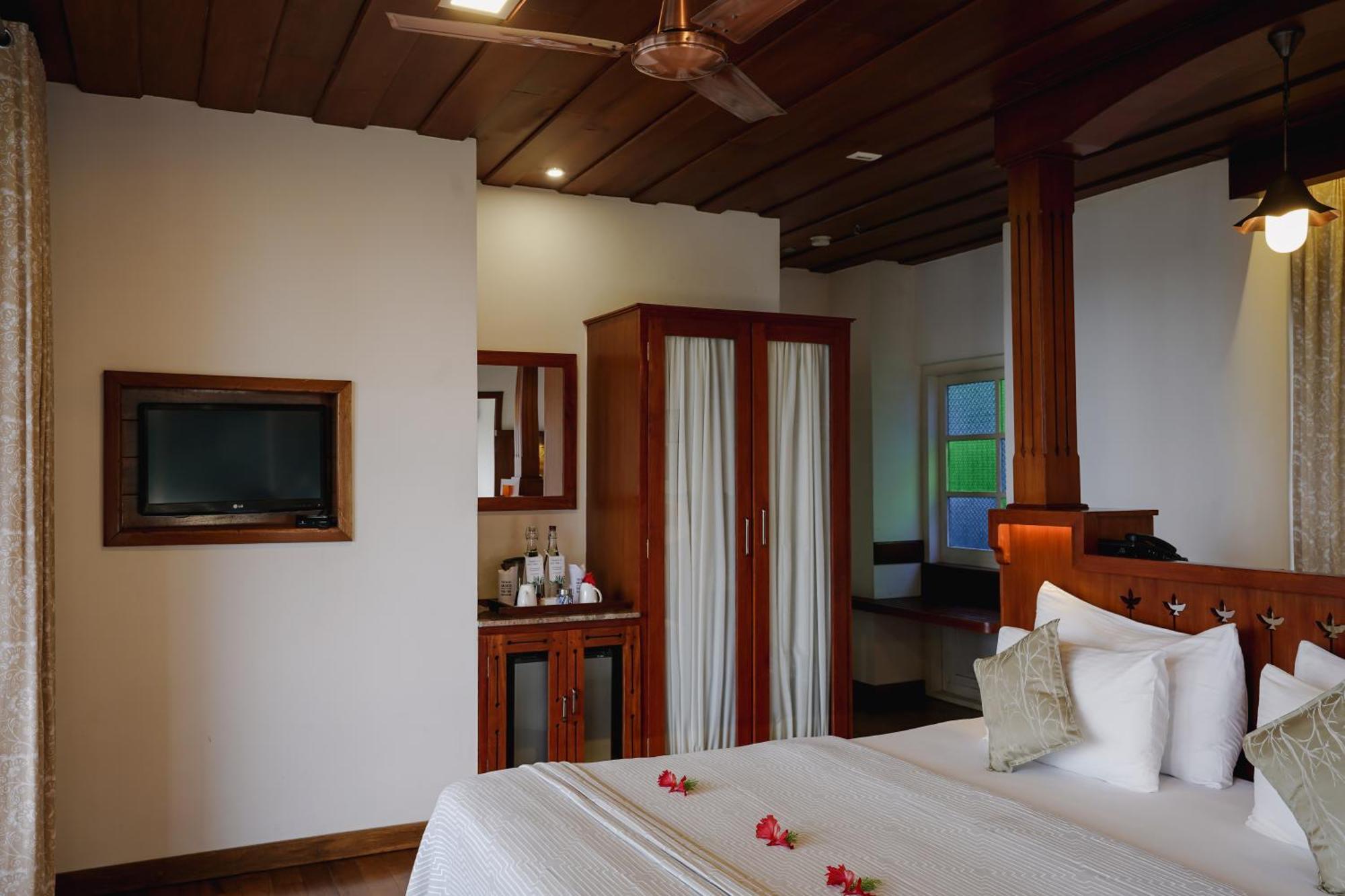 Spicetree Munnar Hotel Chinnakanal Exterior photo