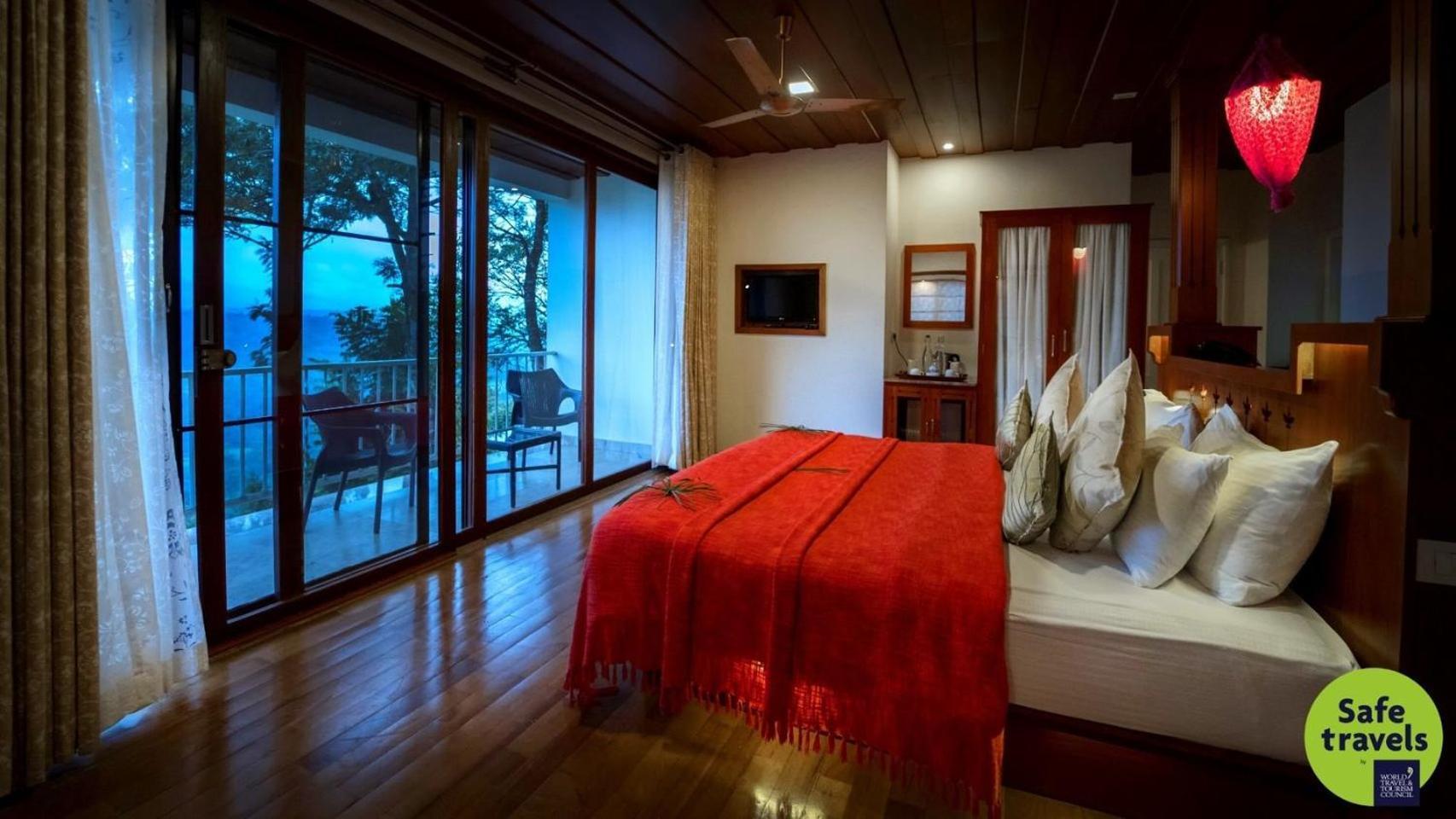 Spicetree Munnar Hotel Chinnakanal Exterior photo