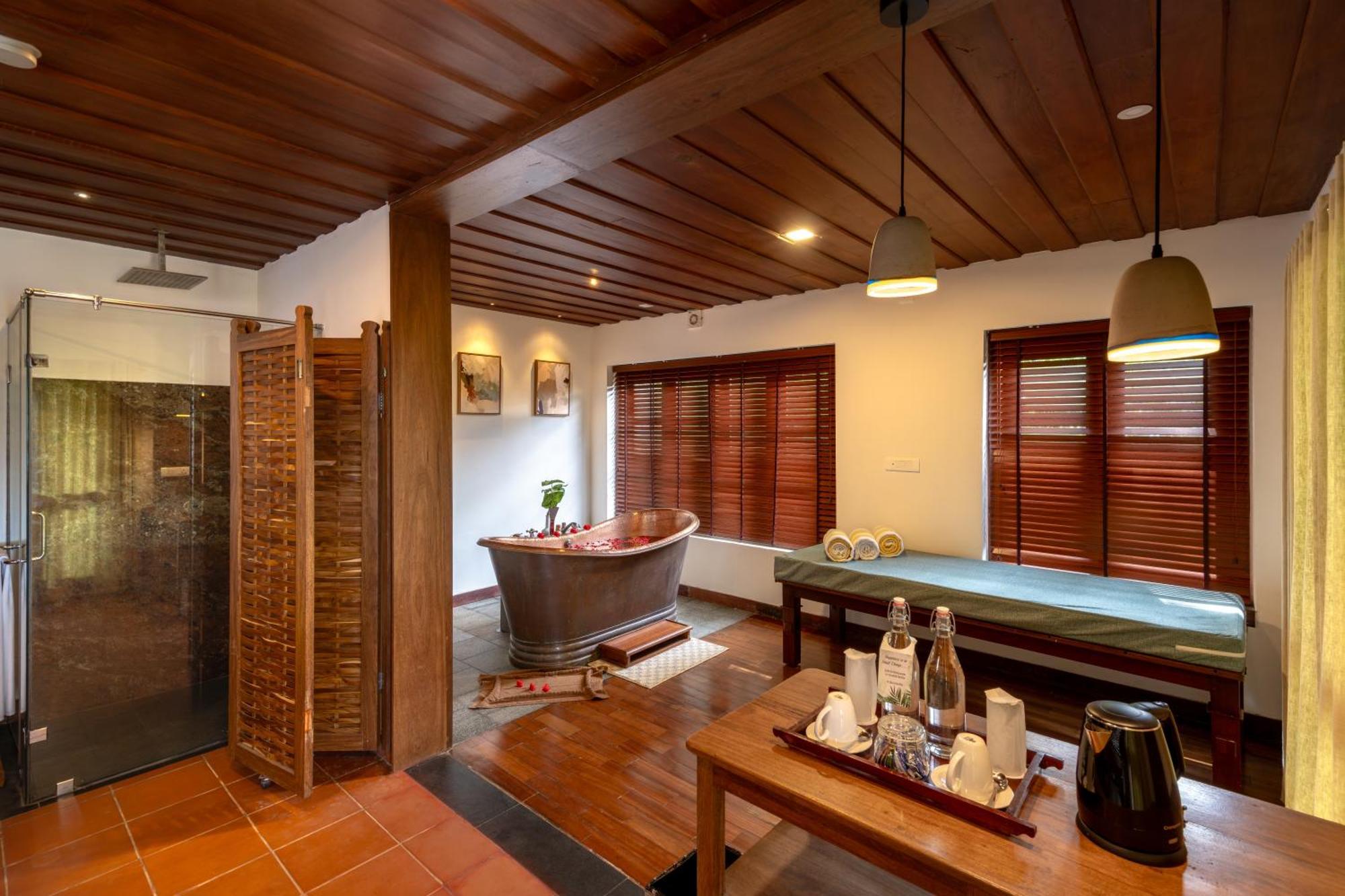 Spicetree Munnar Hotel Chinnakanal Exterior photo